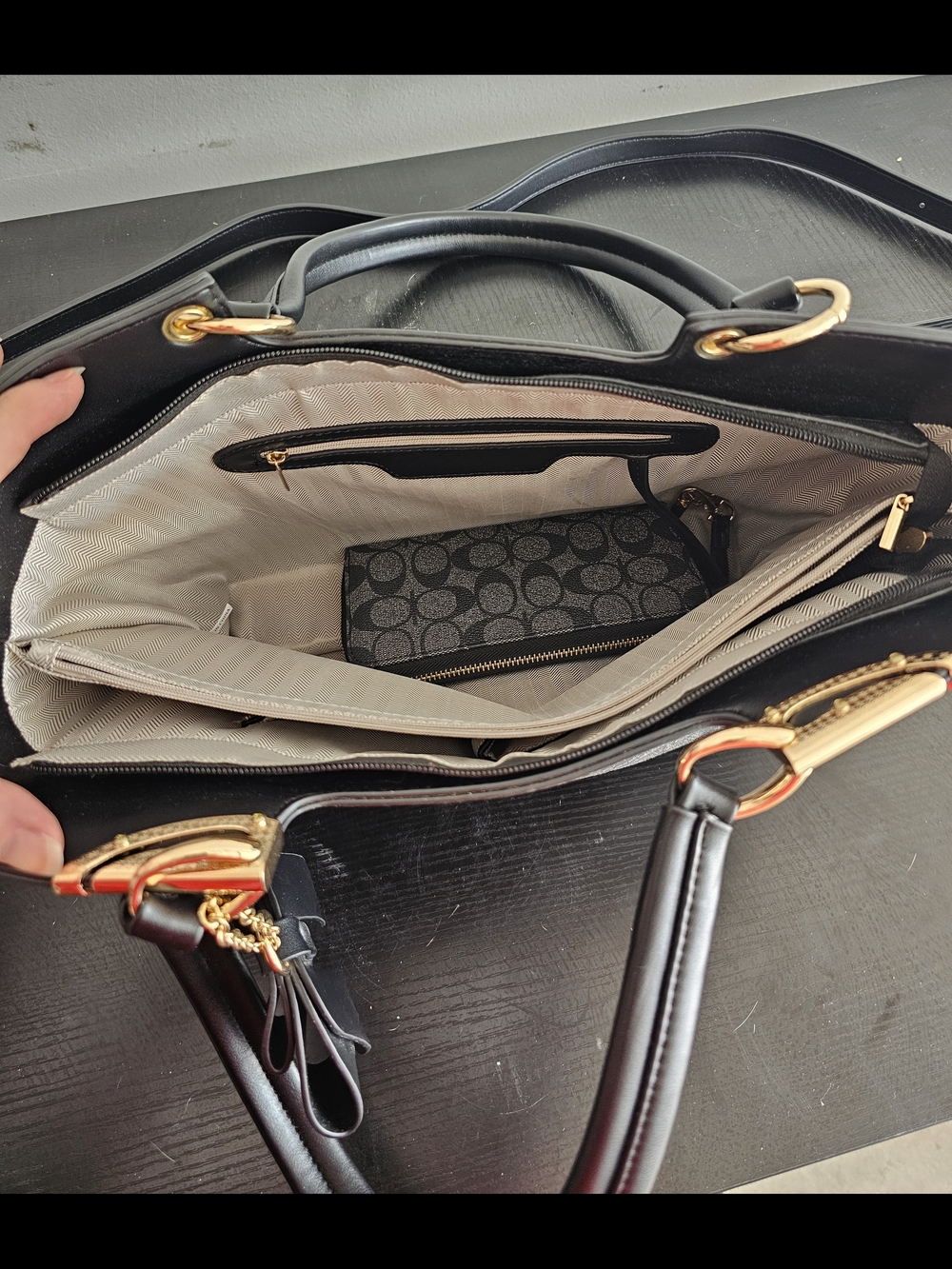 Faux Coach Tote Bag with Wallet NWOT - Picture 3 of 5